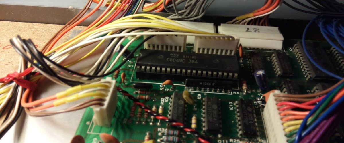 Microcontroller modification to vintage analogue synthesisers